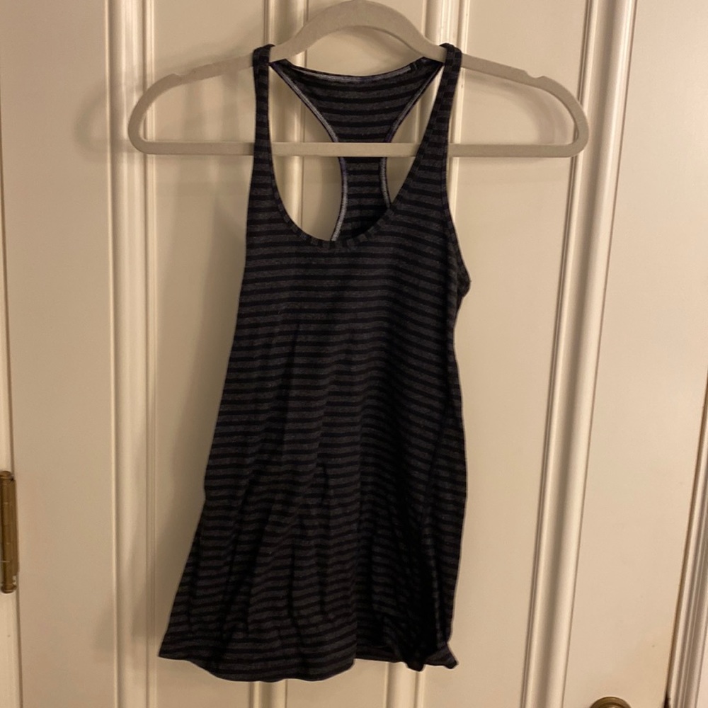 Lulu lemon work out top